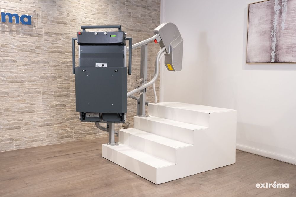 Стълбищна платформа Slim X в сгънато състояние