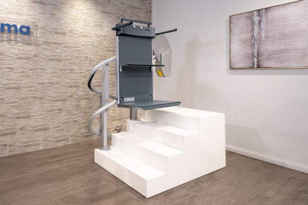 Стълбищната платформа EXTREMA Slim X