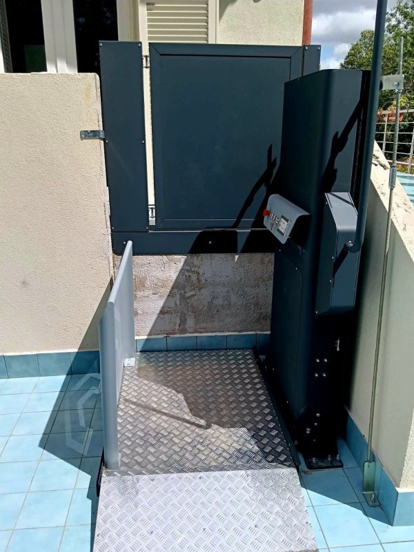 Вертикална платформа за малки препятствия DomoStep