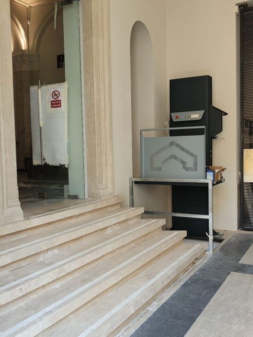 Вертикална платформа за малки препятствия DomoStep