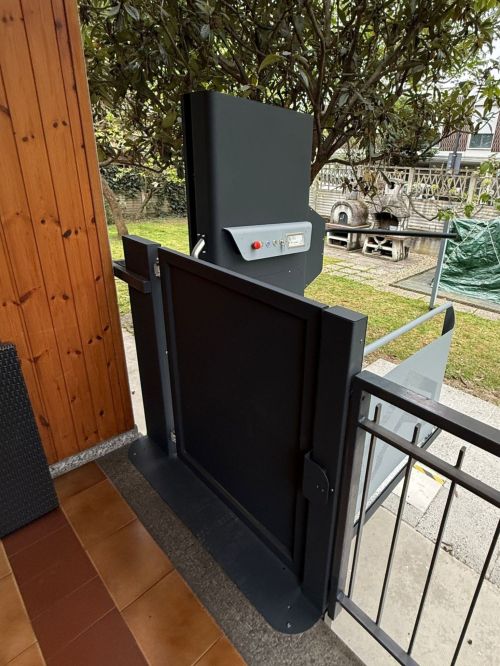 Вертикална платформа за малки препятствия DomoStep